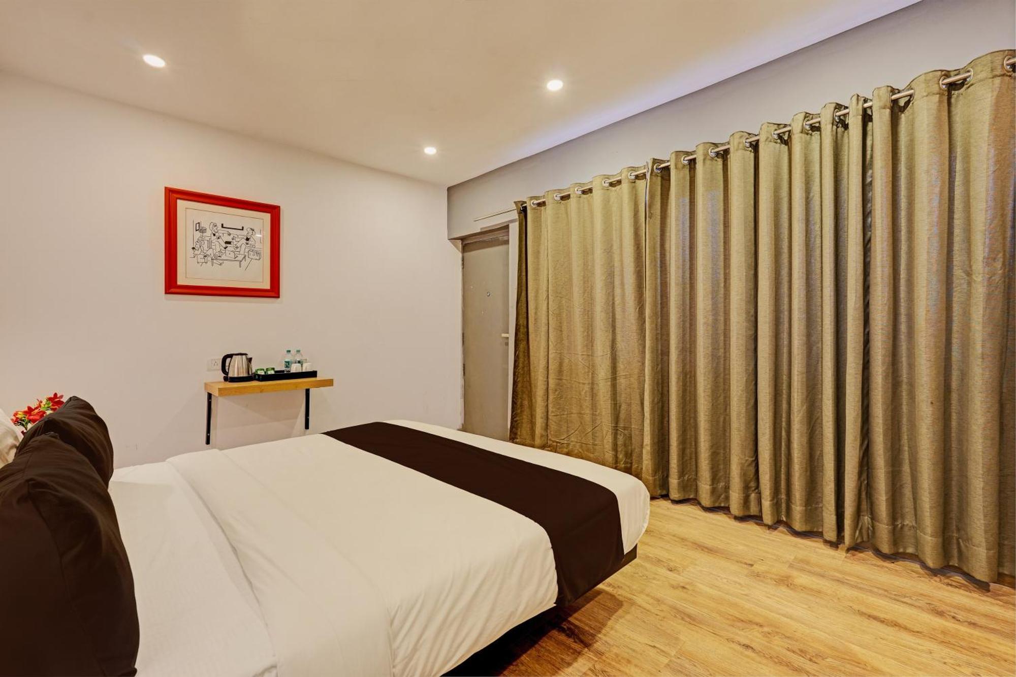 Grand Belwood Near Delhi Airport Hotel 4*